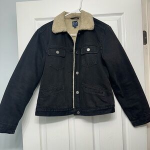 Gap lined denim jacket in great condition, size small